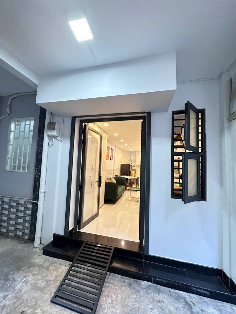 Bán nhà HXH Lý Chính Thắng Quận 3, 3T mới ở ngay giá chỉ 4.x tỷ TL