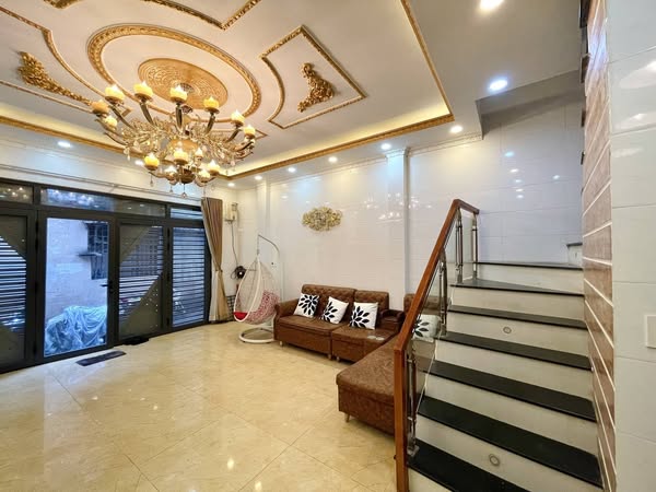 Bán nhà đẹp 4 tầng Nguyễn Bặc Tân Bình, ngang 5m 4PN nhỉnh 6 tỷ