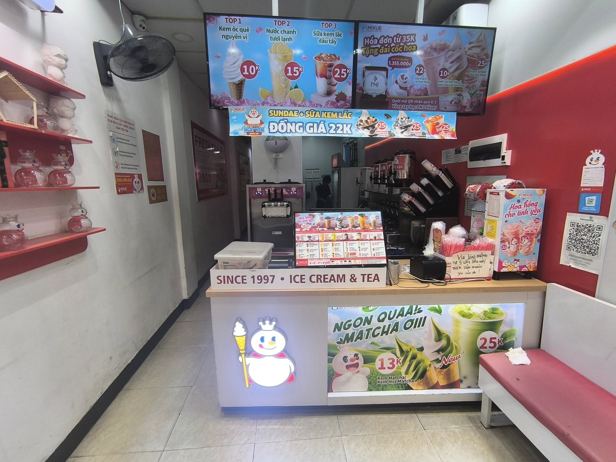 Bán nhà mặt phố Hồng Mai, Hai Bà Trưng, 4 tầng 69m2 giá 23.9 tỷ