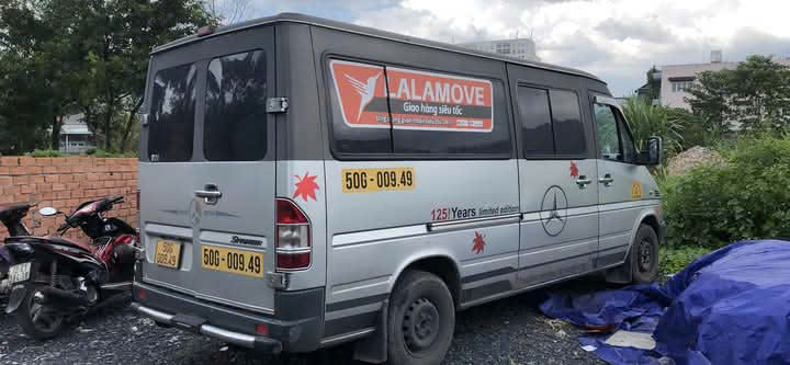 Mercedes Benz Sprinter 2007 - 95000 km- 175 triệu