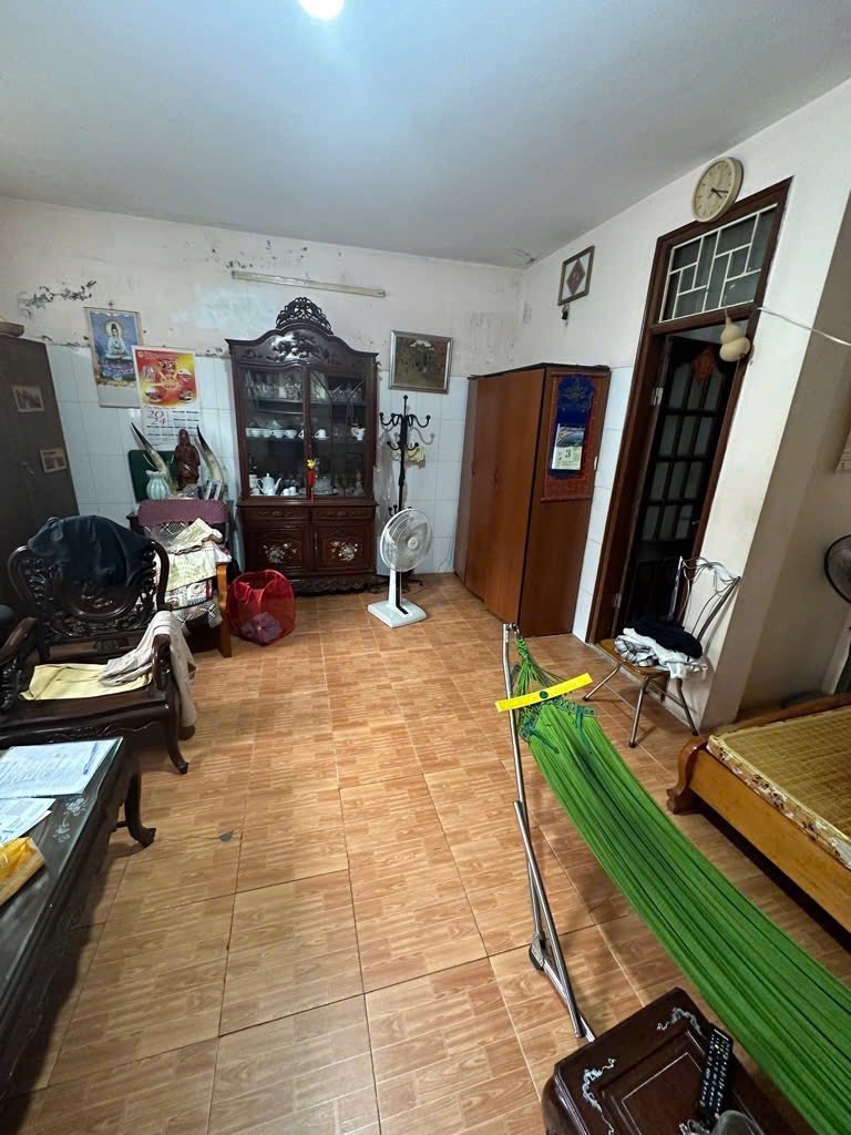 Bán nhà phố Phương Mai, Đống Đa, ô tô tránh 5 tầng 88m2 giá 34 tỷ