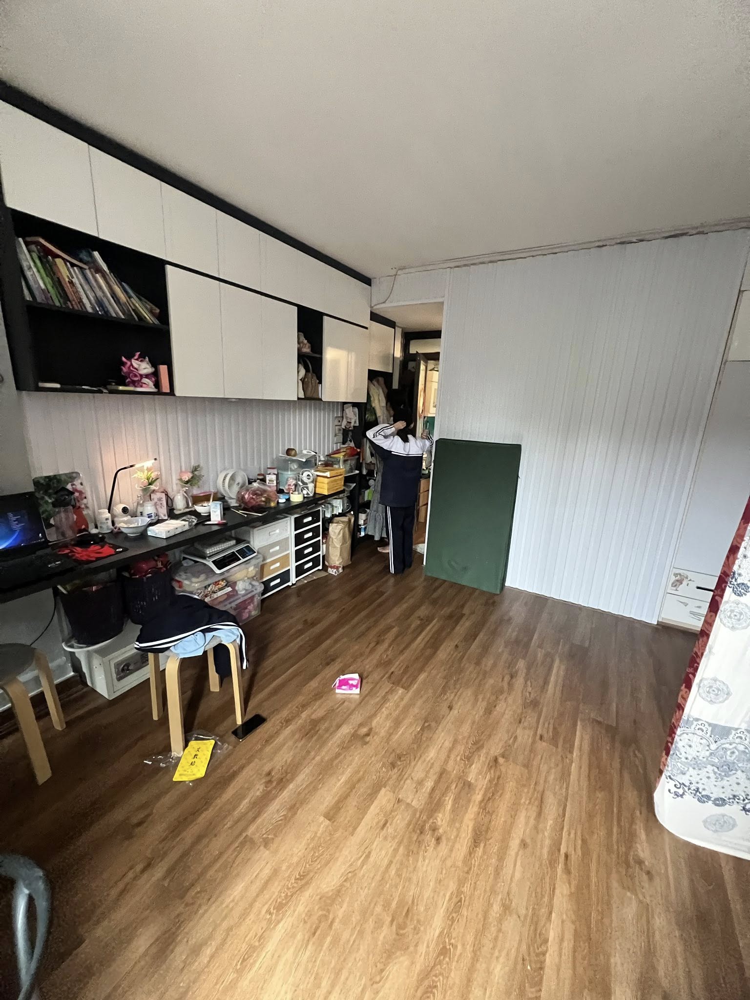 Bán nhà mặt phố Quốc Tử Giám, Đống Đa,  4 tầng 42m2 giá 22.5 tỷ