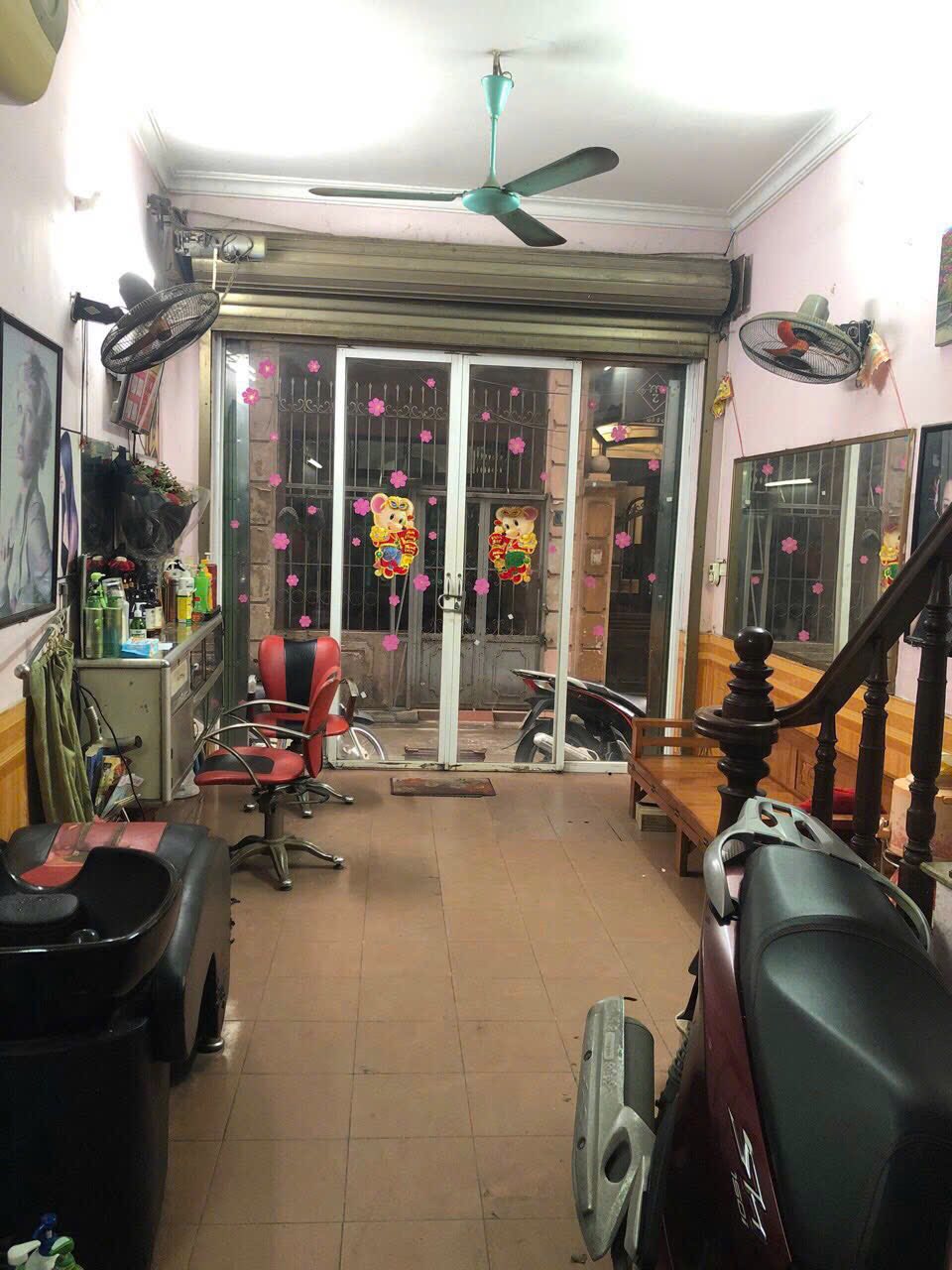 Bán nhà phân lô phố Láng Hạ, Đống Đa, ô tô 4 tầng 45m2 giá 17.8 tỷ