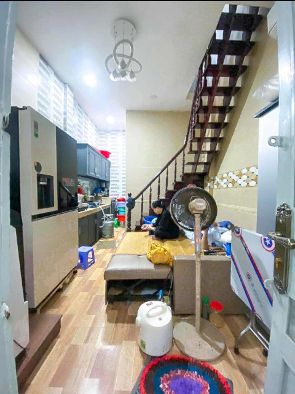 Bán nhà Lý Thường Kiệt Tân Bình ngang 4.2m sát HXT nhỉnh 4 tỷ TL