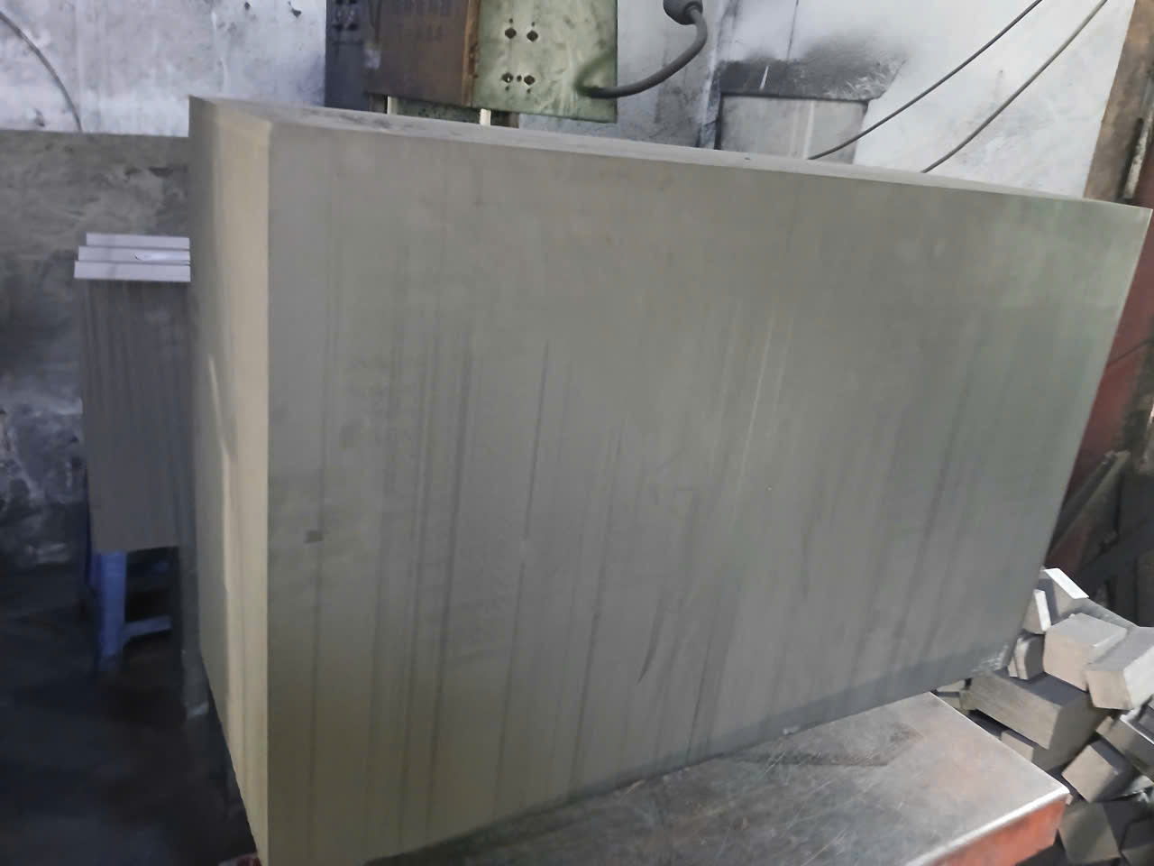 Địa chỉ tin cậy cung cấp các loại điện cực Graphite