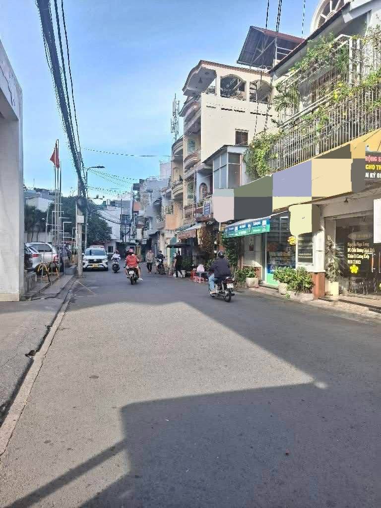 Bán nhà HXH Lạc Long Quân Tân Bình, 4.3x12m BTCT giá 7.5 tỷ TL