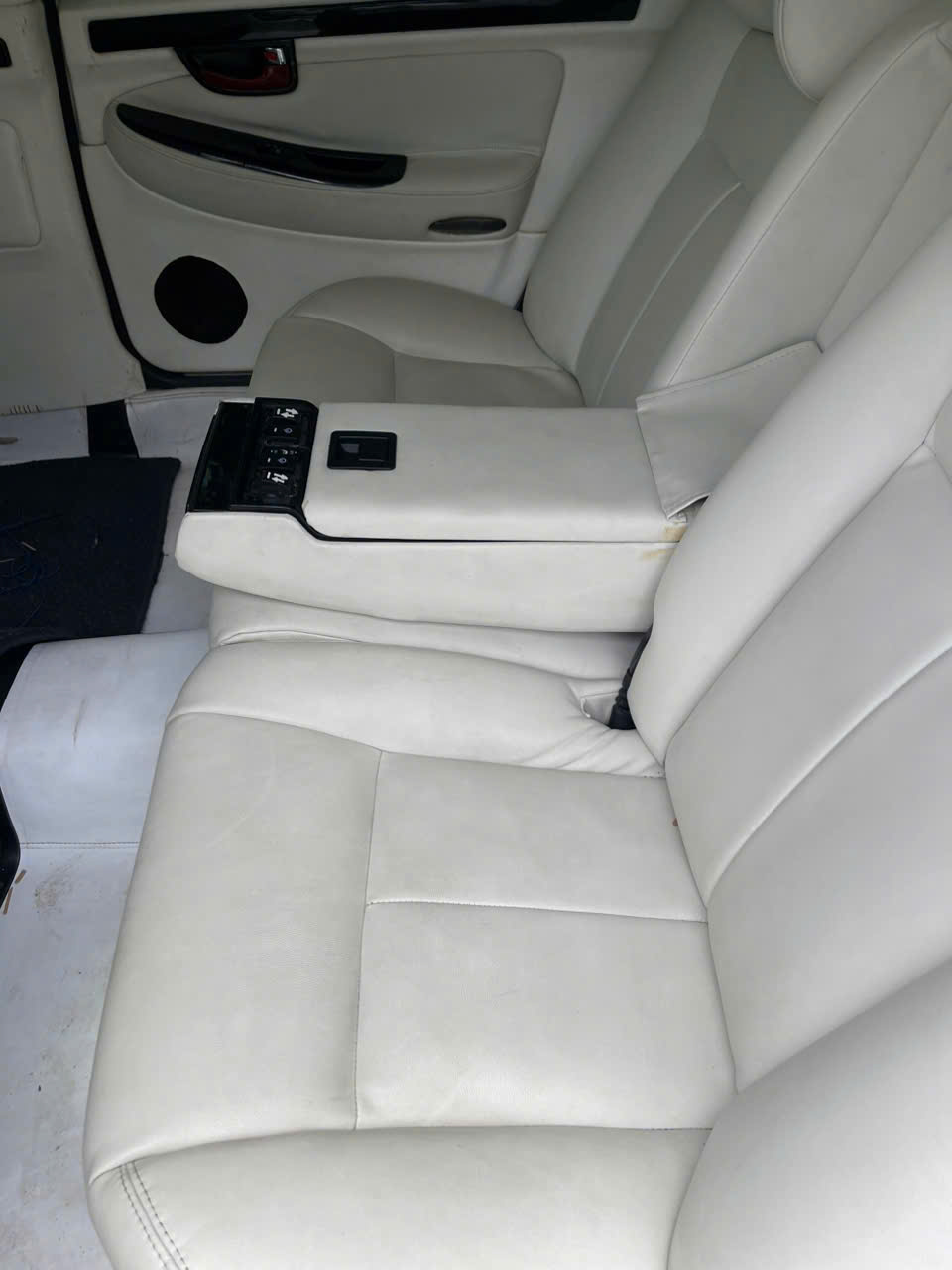 BẤN DAEWOO CHAIRMAN LIMOUSINE 170tr