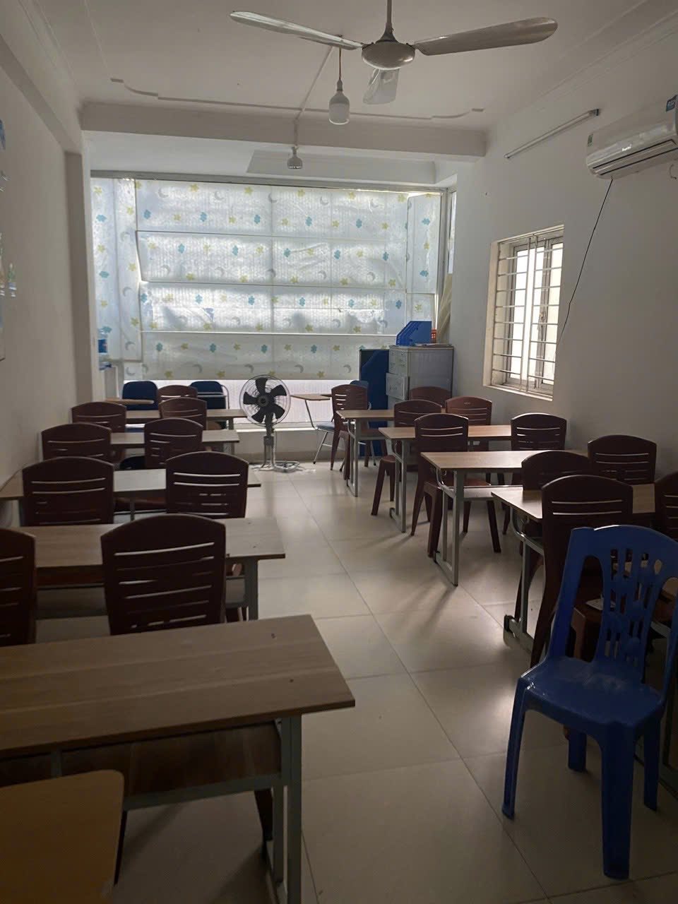 Bán nhà lô góc mặt phố Thanh Nhàn, 5 tầng 58m2 giá 36 tỷ