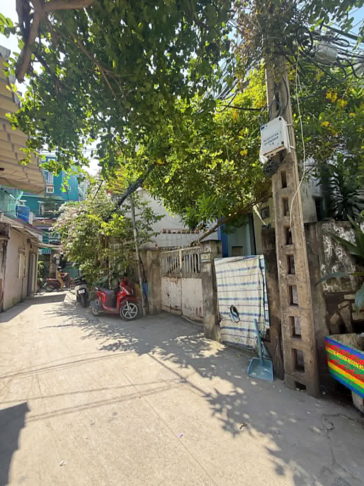 Bán nhà HXH Lạc Long Quân Tân Bình, 61m2 3 tầng 4PN giá 6.6 tỷ TL